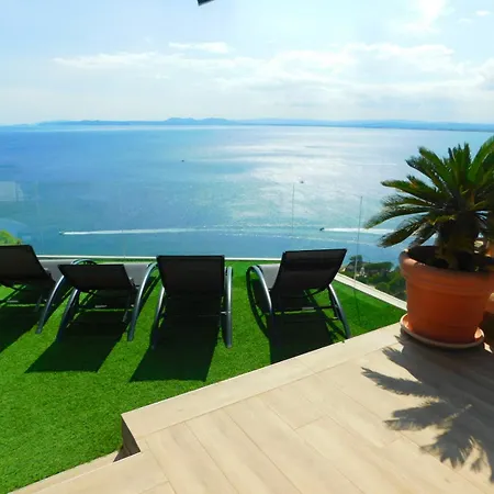 Gmid Immo A228 Casa Unica Holiday home *